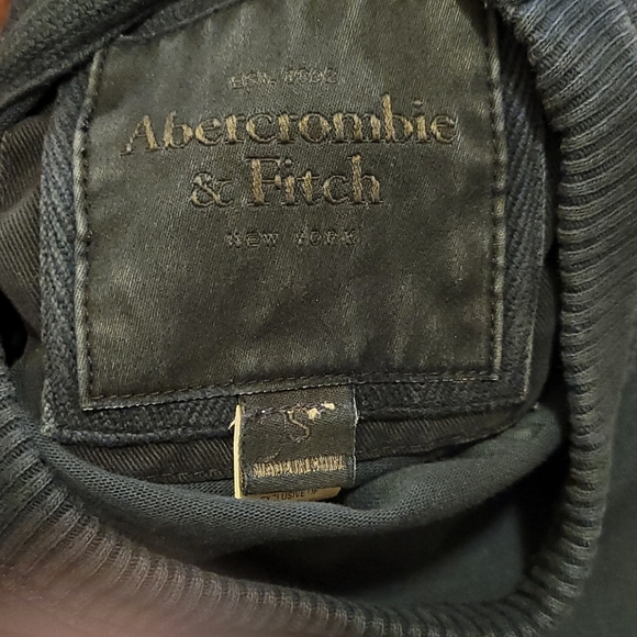Rustic Abercrombie and Fitch men's long sleeve - Picture 2 of 3